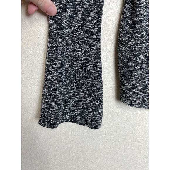 Nic + Zoe Sz S Knit Sweater Black Gray Bell Sleeve Pullover Crewneck Minimalist - Picture 3 of 7